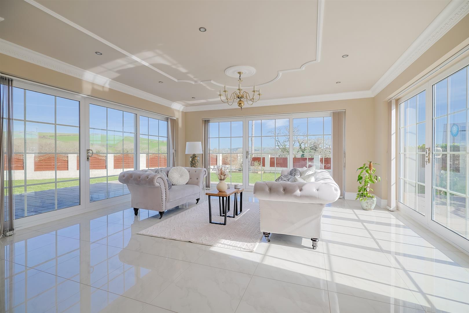 6 Clos Y Parc, Five Roads, Llanelli, SA15 5HB